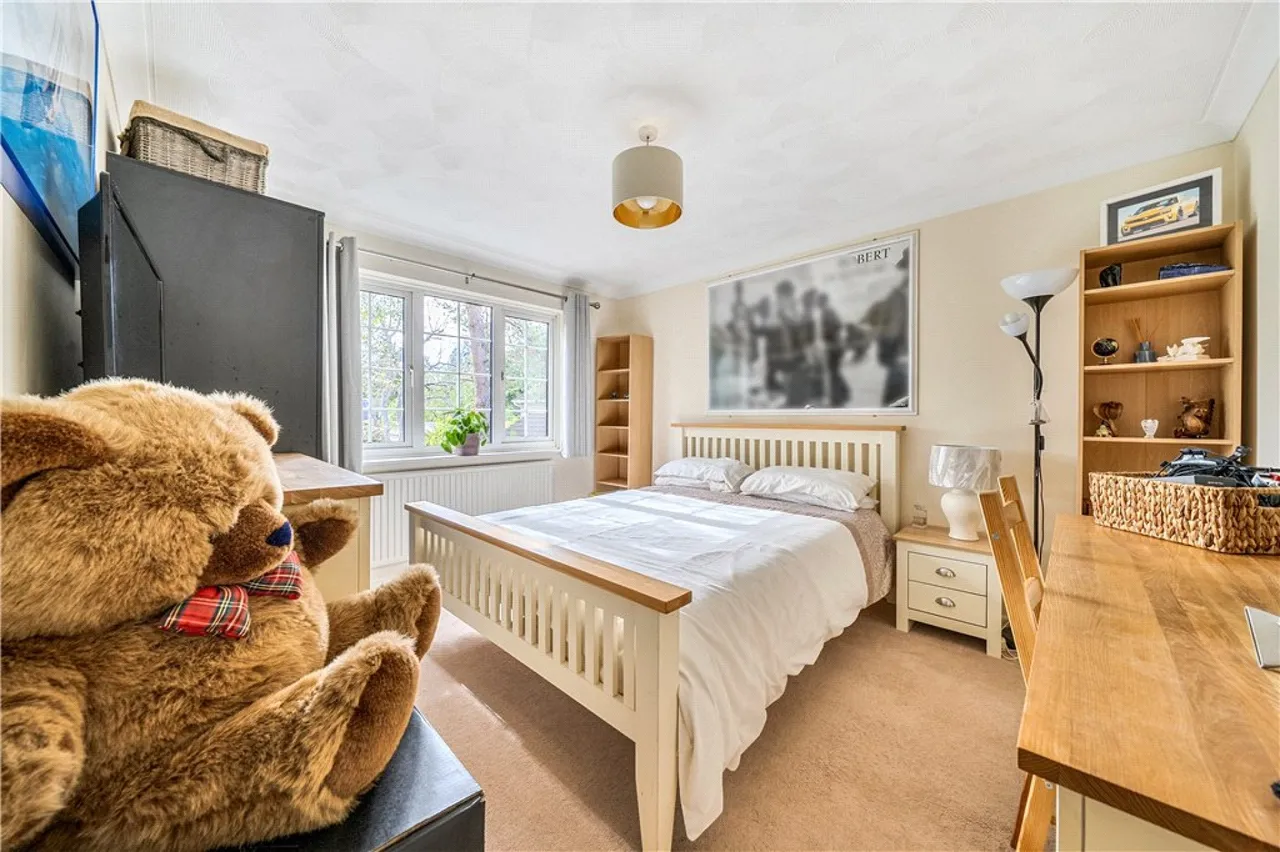 Barton Close, Romsey, SO51, photo 14