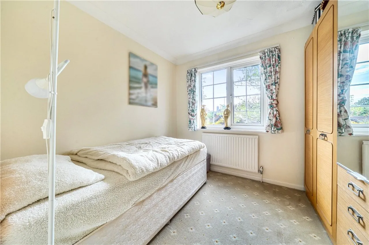Barton Close, Romsey, SO51, photo 15