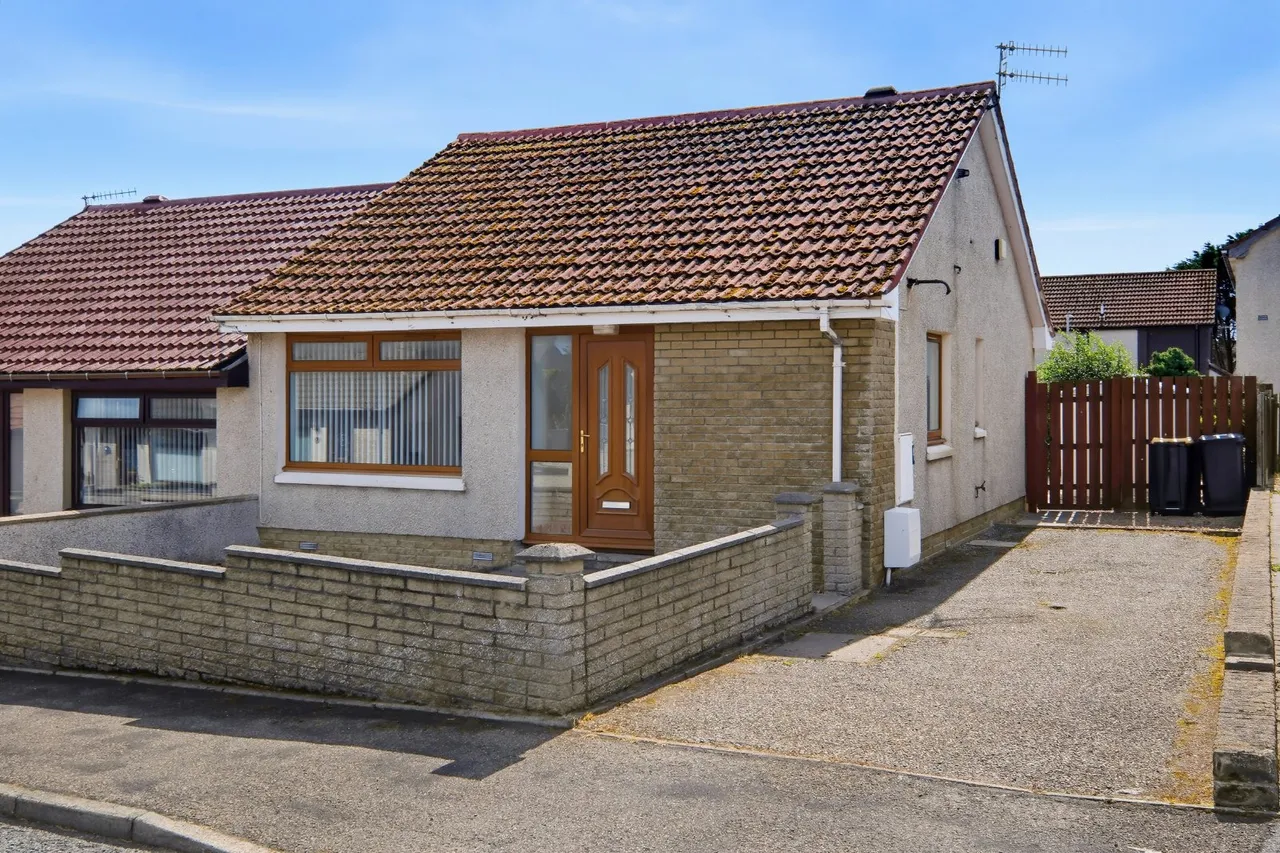 2 bed house for sale, Watson Crescent, Peterhead, AB42