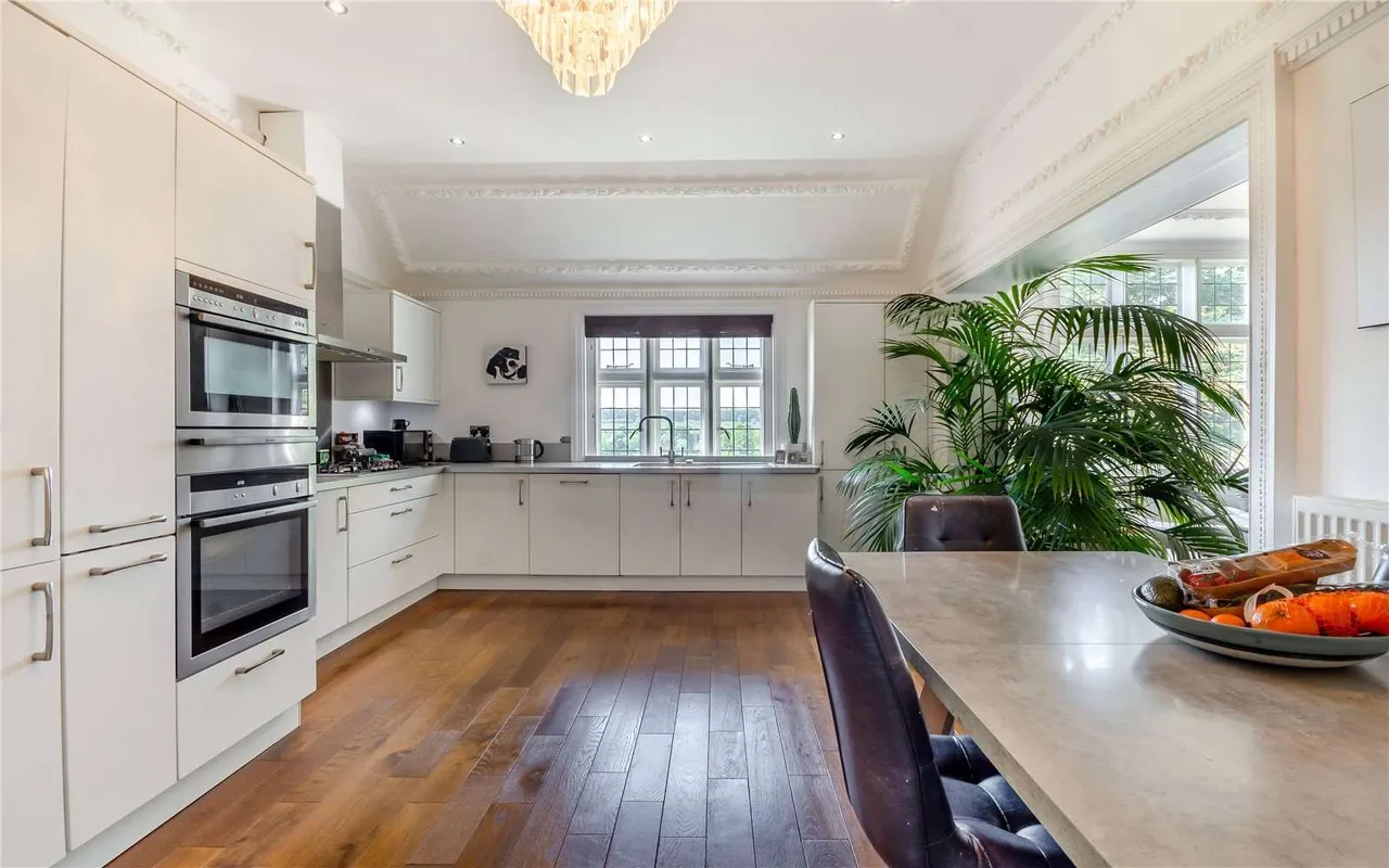 Main Street, Epperstone, NG14, photo 6