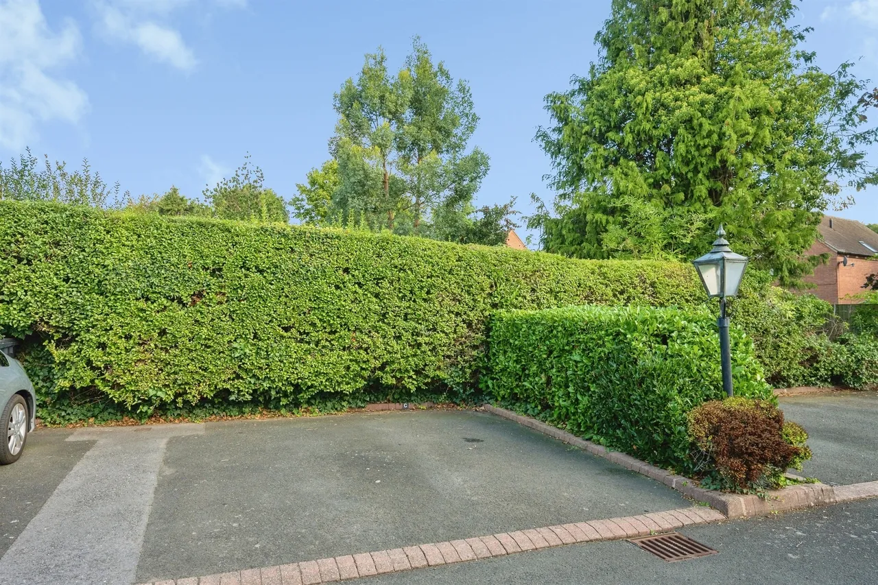 High Street, Henley-In-Arden, B95, photo 18