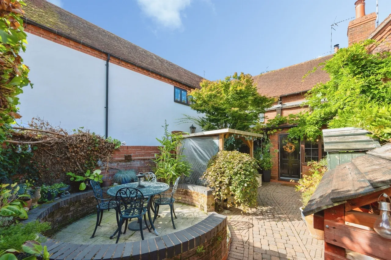 2 bed house for sale, High Street, Henley-In-Arden, B95