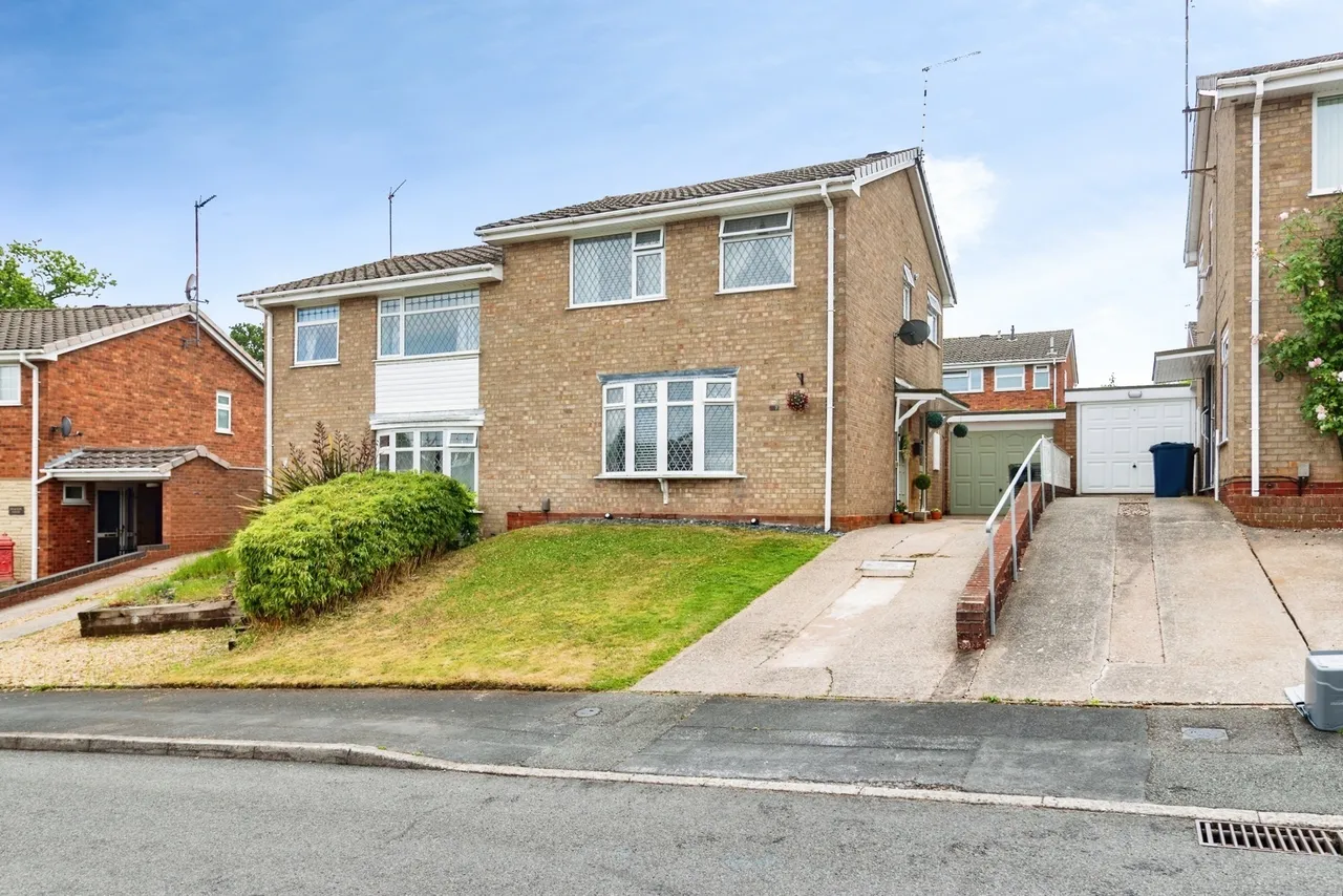 3 bed house for sale — Greylarch Lane, Stafford, Staffordshire, ST17