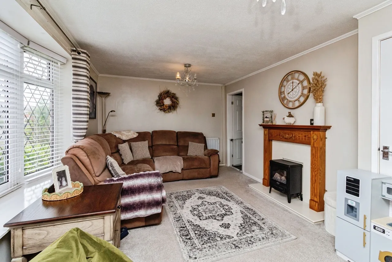 Greylarch Lane, Stafford, Staffordshire, ST17, photo 6