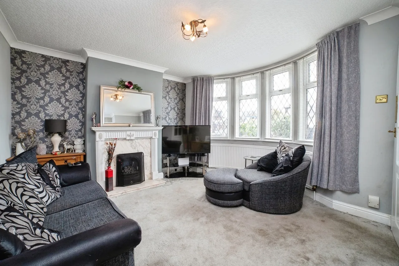 Dalestorth Road, SUTTON-IN-ASHFIELD, Nottinghamshire, NG17, photo 2