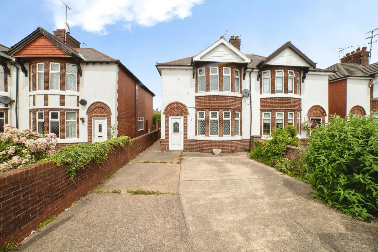 2 bed house for sale — Dalestorth Road, SUTTON-IN-ASHFIELD, Nottinghamshire, NG17