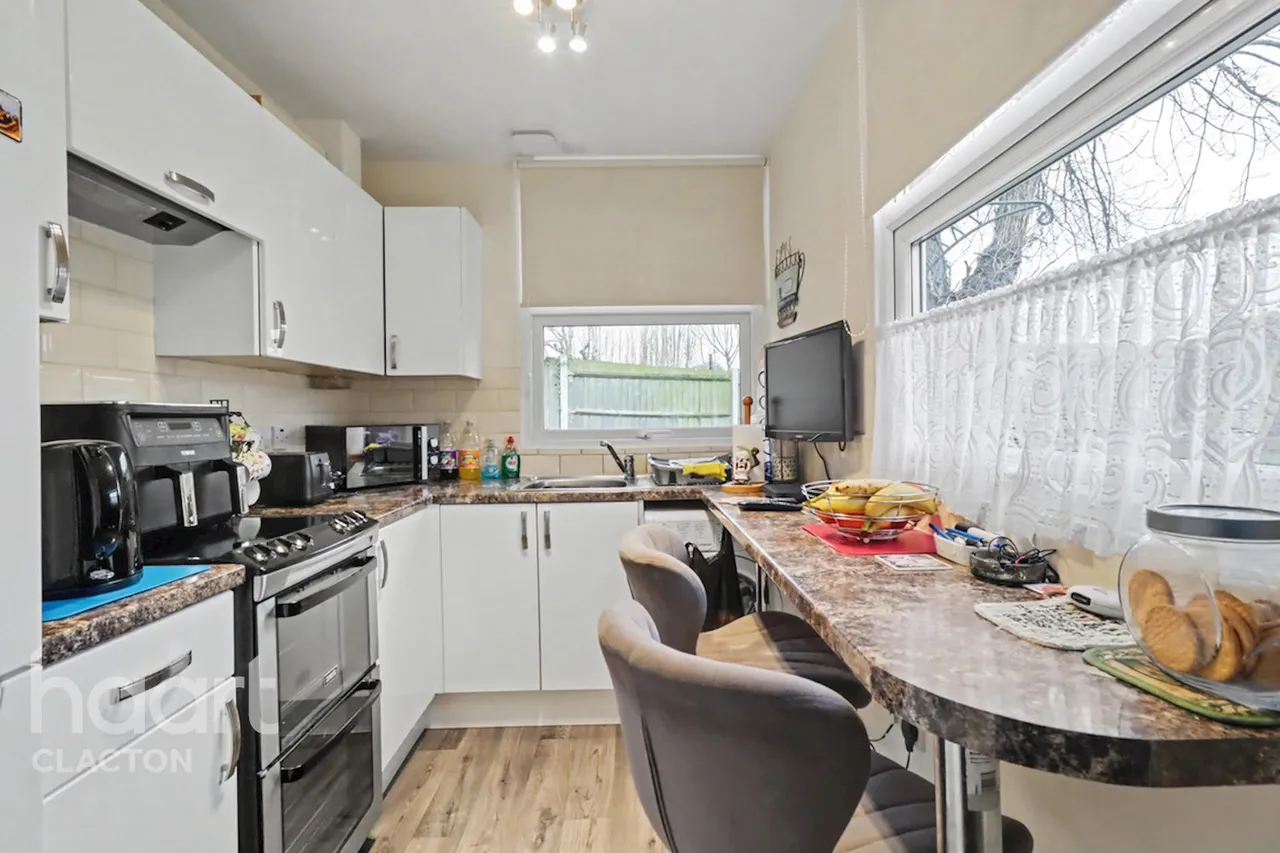 London Road, Clacton-On-Sea, CO16, photo 4