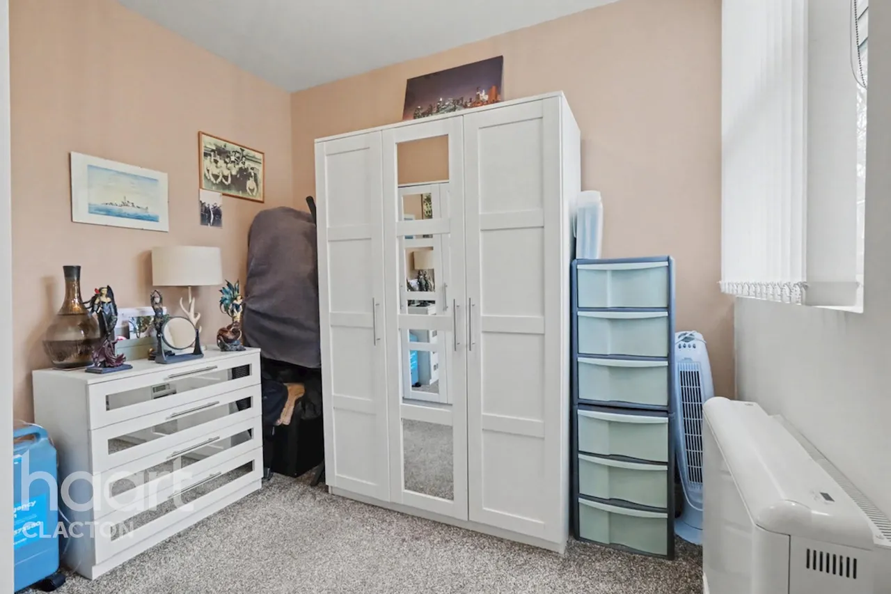 London Road, Clacton-On-Sea, CO16, photo 6