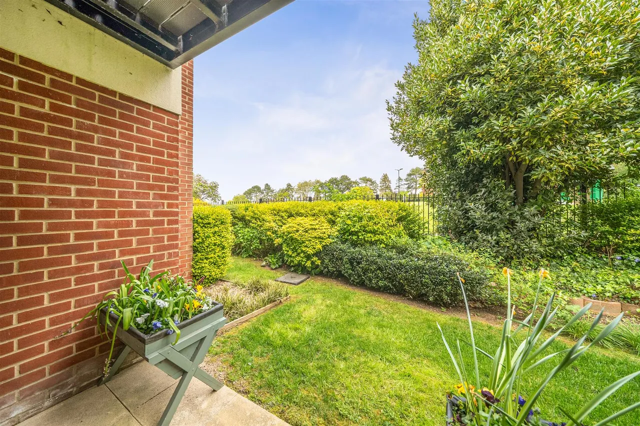 Longwick Road, Princes Risborough, HP27, photo 3