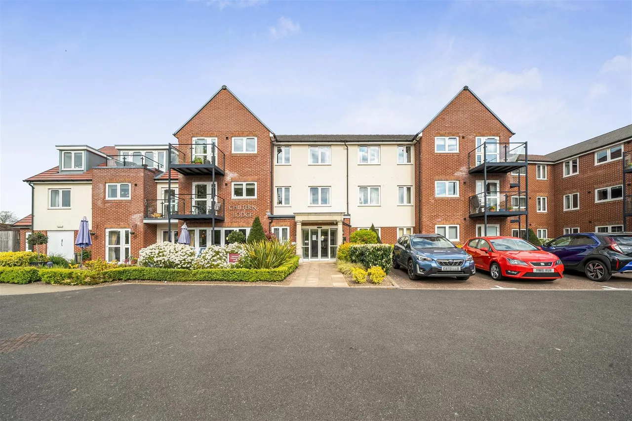 1 bed flat for sale, Longwick Road, Princes Risborough, HP27