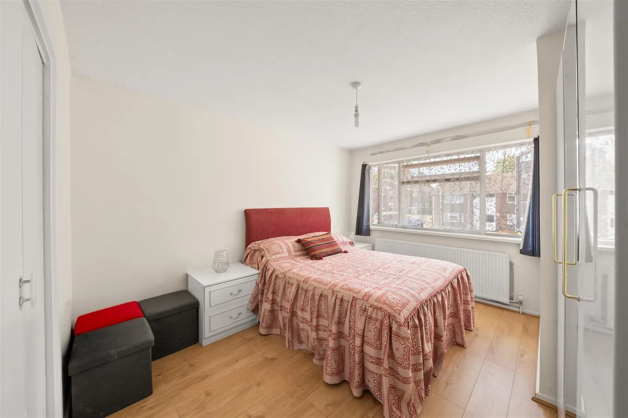 Finians Close, Uxbridge, photo 7