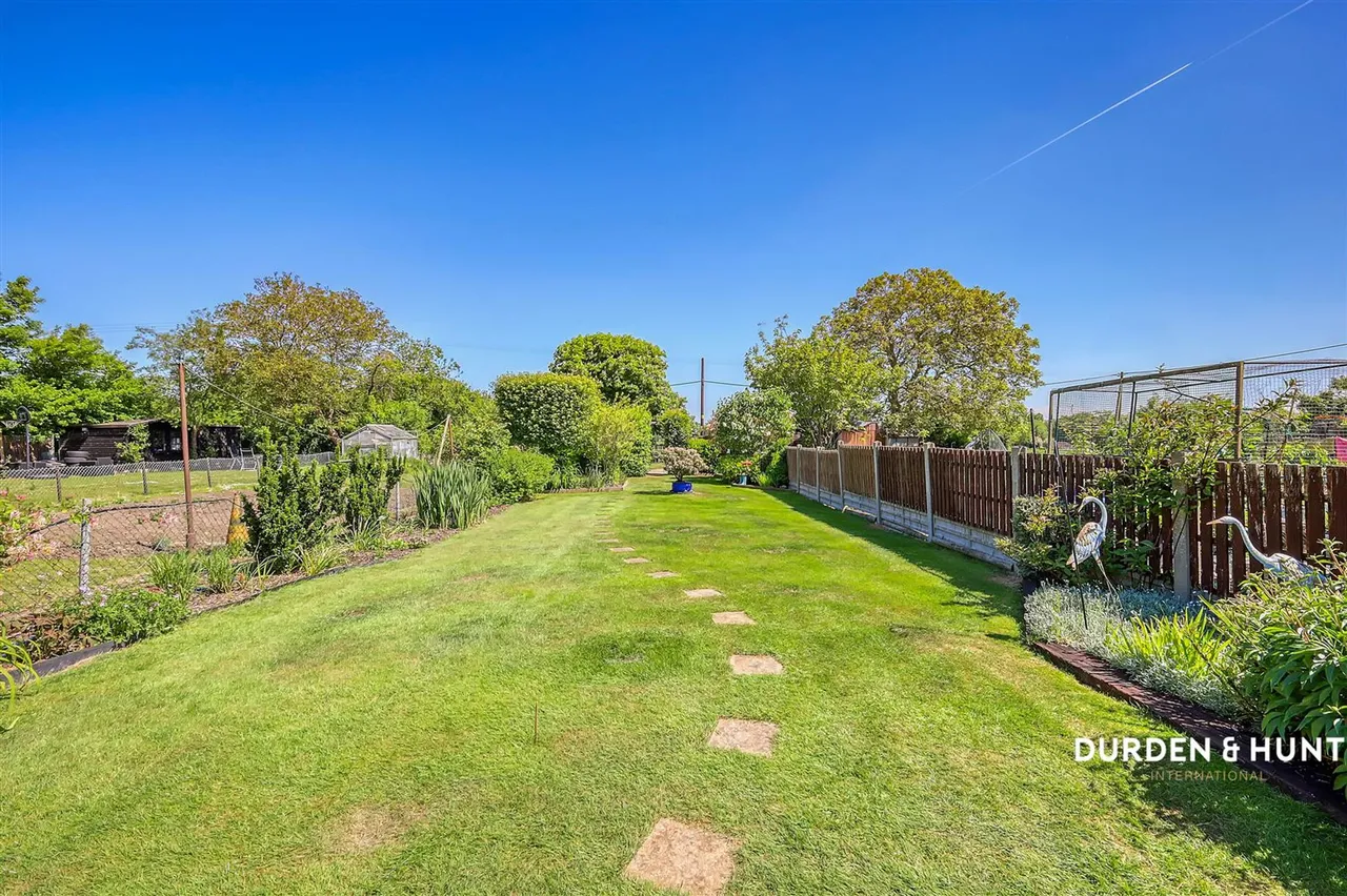 Dunmow Road, Beauchamp Roding, CM5, photo 22