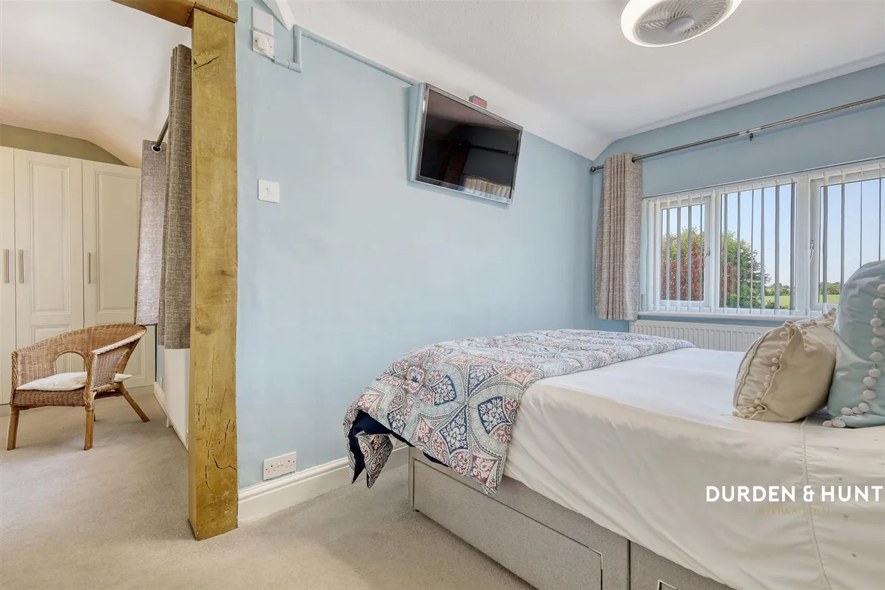 Dunmow Road, Beauchamp Roding, CM5, photo 14