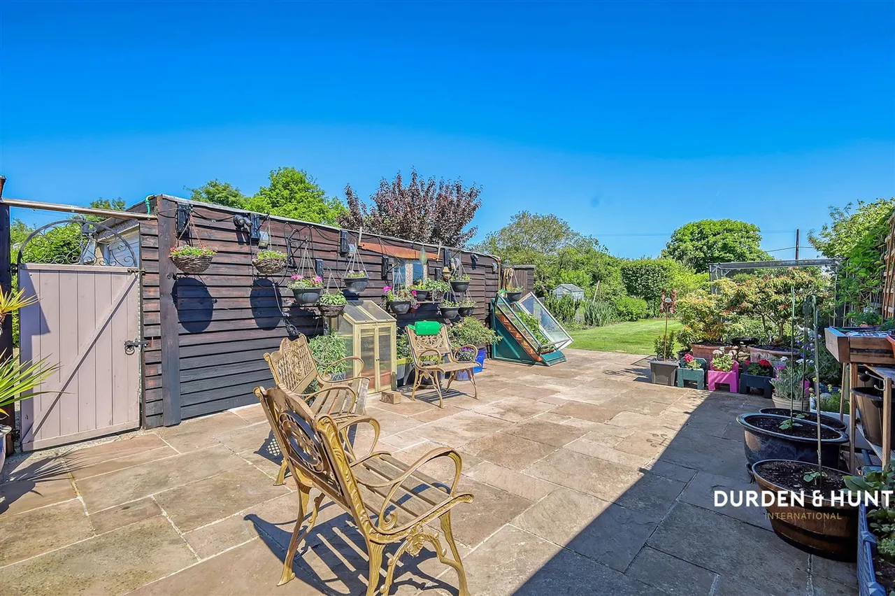 Dunmow Road, Beauchamp Roding, CM5, photo 20