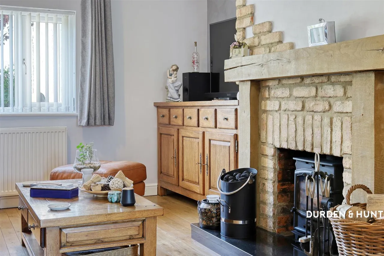 Dunmow Road, Beauchamp Roding, CM5, photo 2