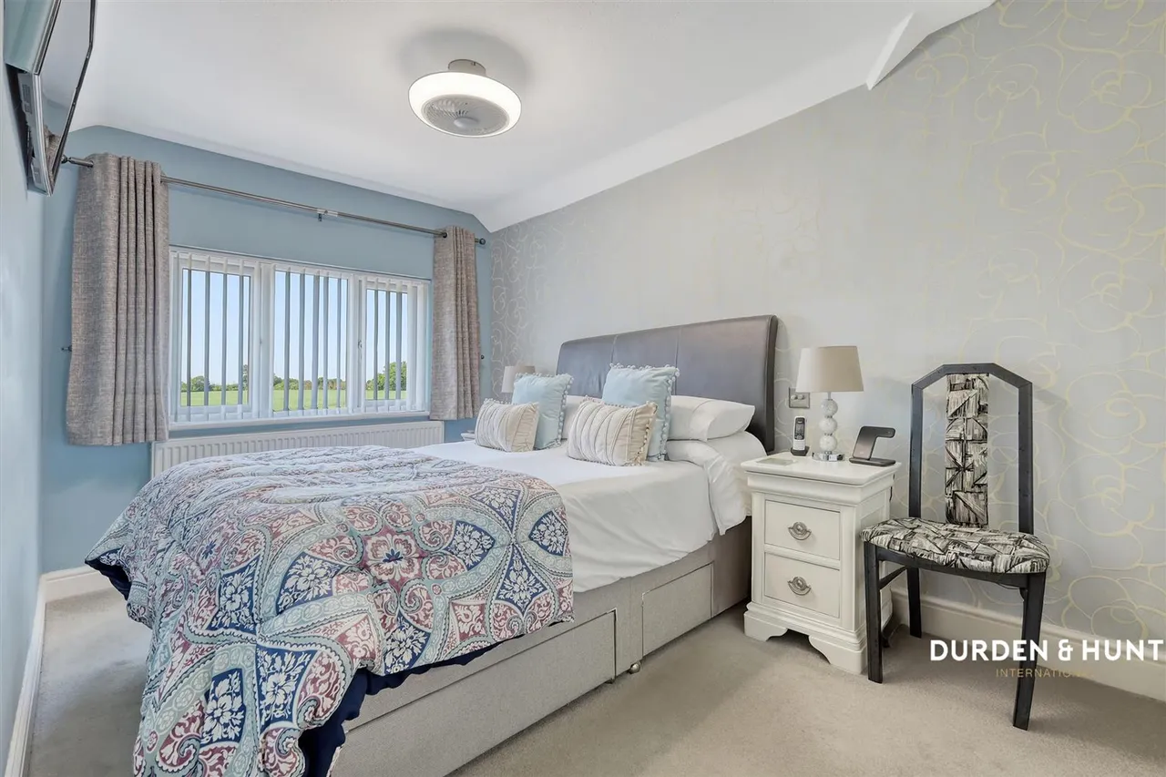 Dunmow Road, Beauchamp Roding, CM5, photo 13