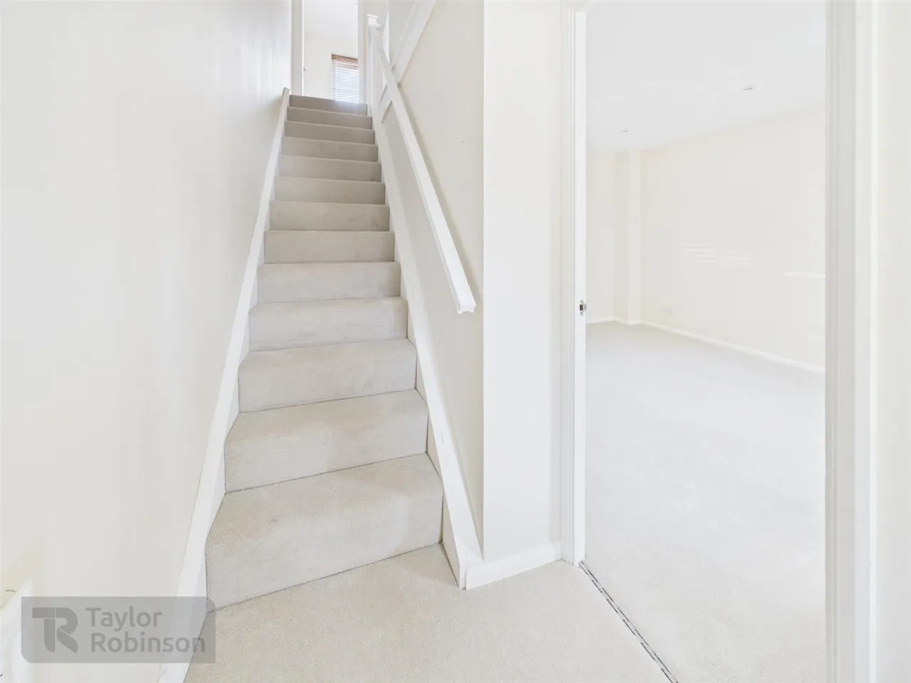 Goddard Close, Maidenbower, RH10, photo 8