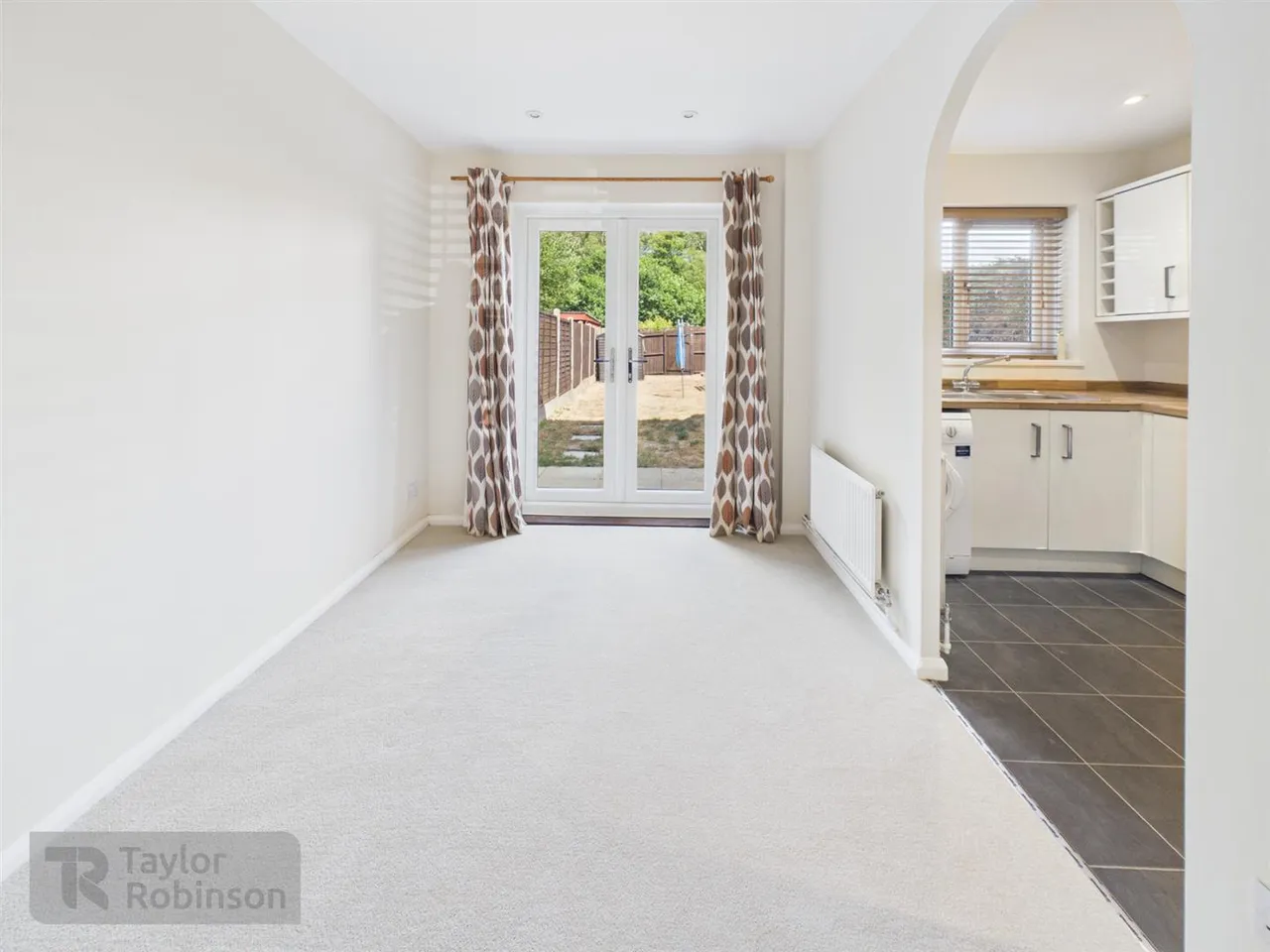 Goddard Close, Maidenbower, RH10, photo 4