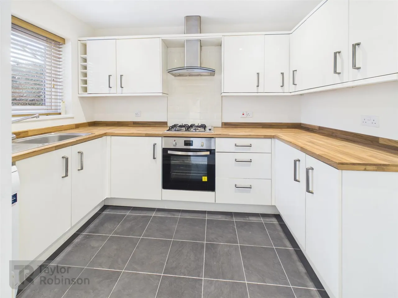 Goddard Close, Maidenbower, RH10, photo 3