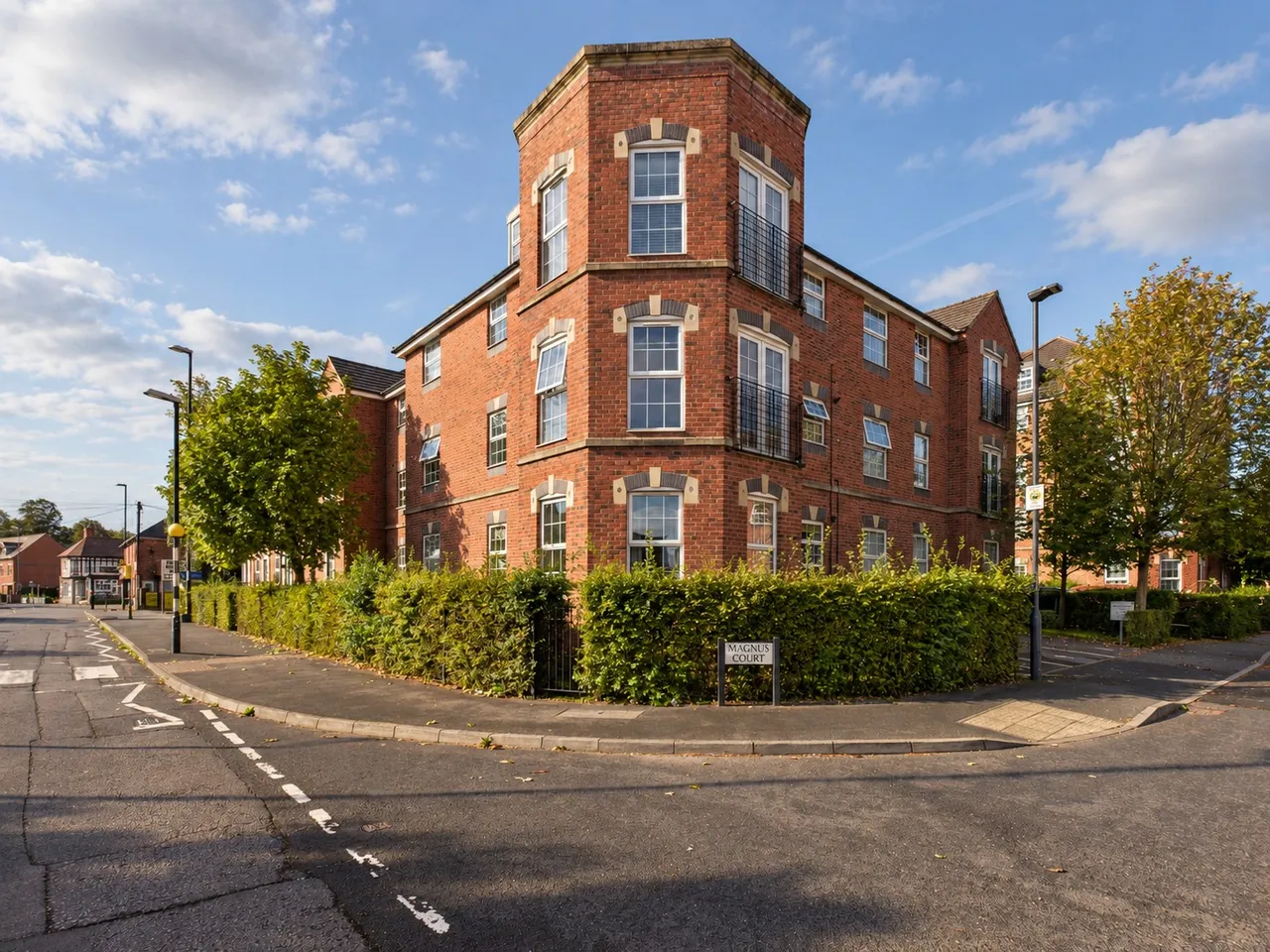 2 bed flat for sale, Magnus Court, Chester Green, DE21