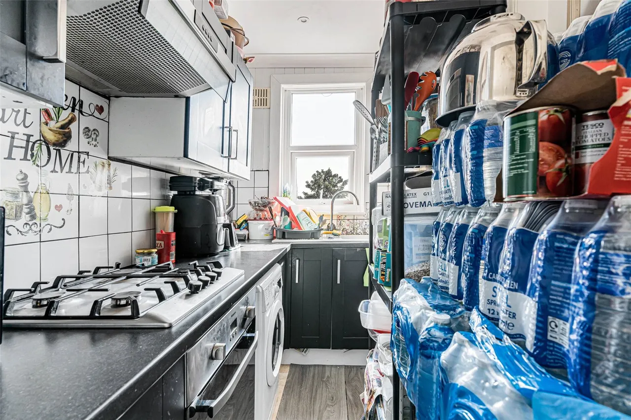 Hythe Road, Thornton Heath, CR7, photo 10