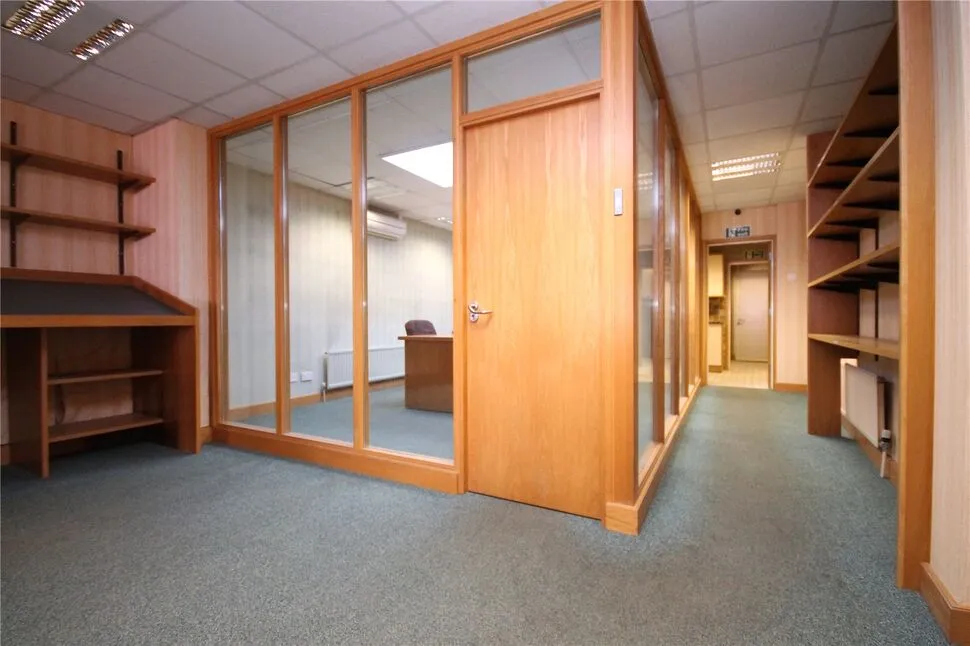 Rush Green Road, Romford, RM7, photo 9