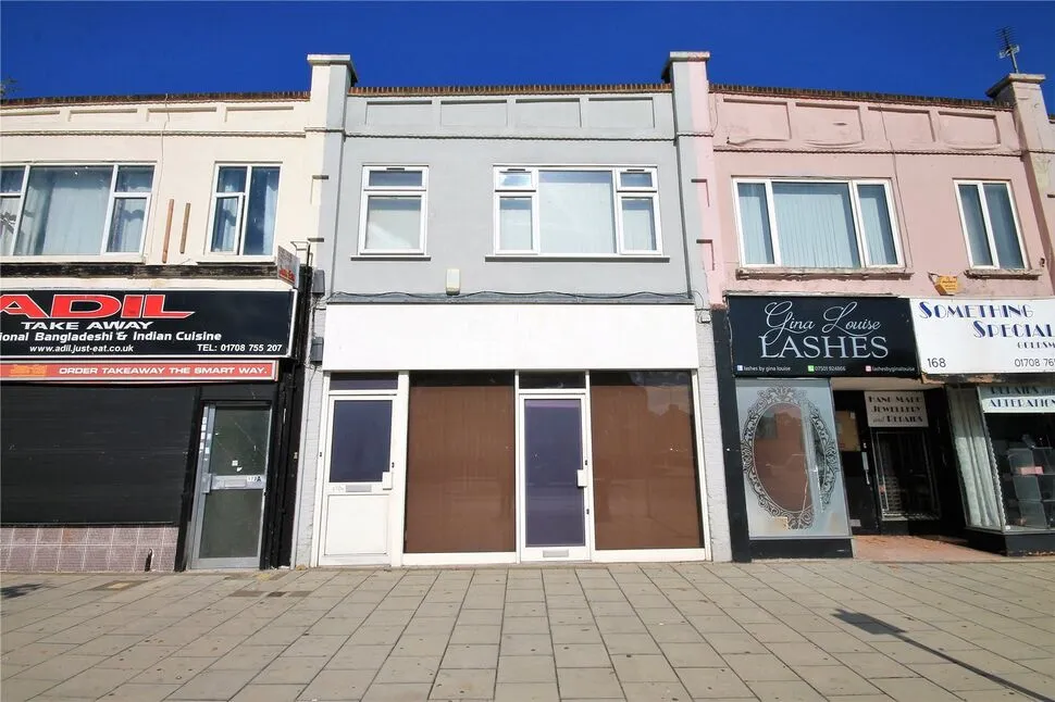 house to rent — Rush Green Road, Romford, RM7