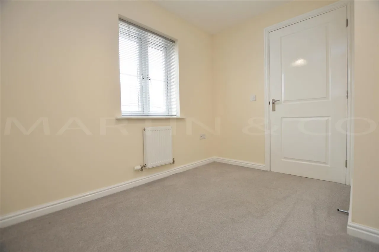 Brambles Close, Minster, ME12, photo 11