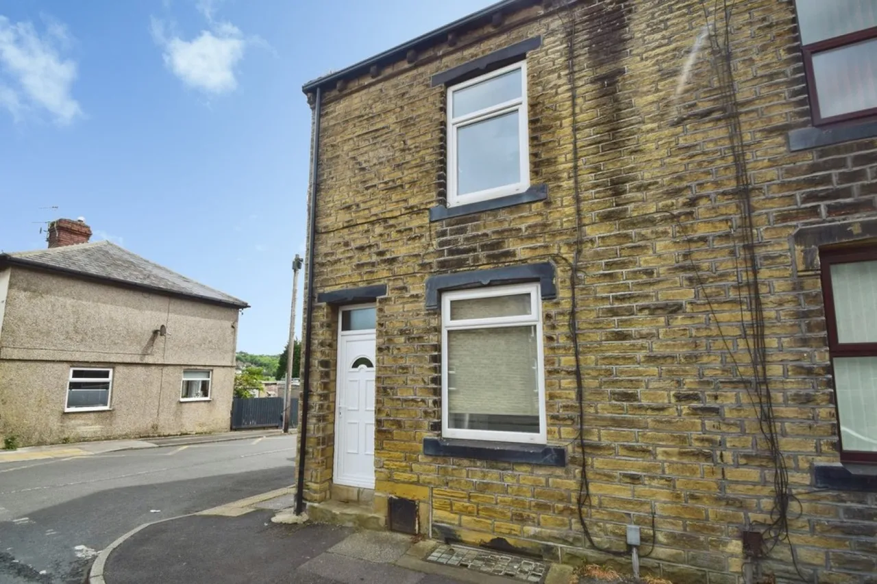 2 bed house for sale — Ingrow, Keighley, West Yorkshire