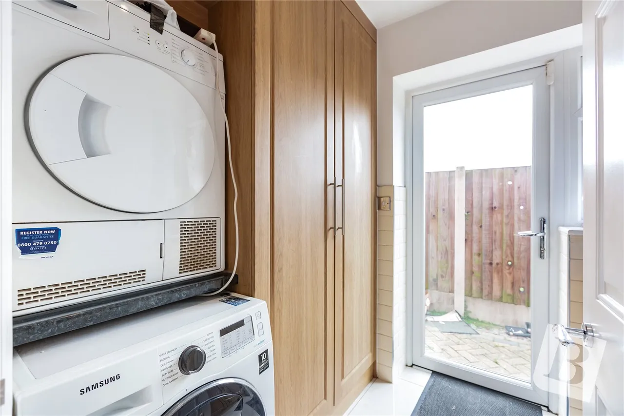 Silver Birch Mews, Upminster, RM14, photo 6