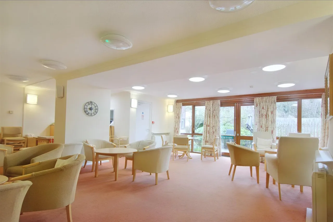 Sandby Court, Chilwell, NG9, photo 9
