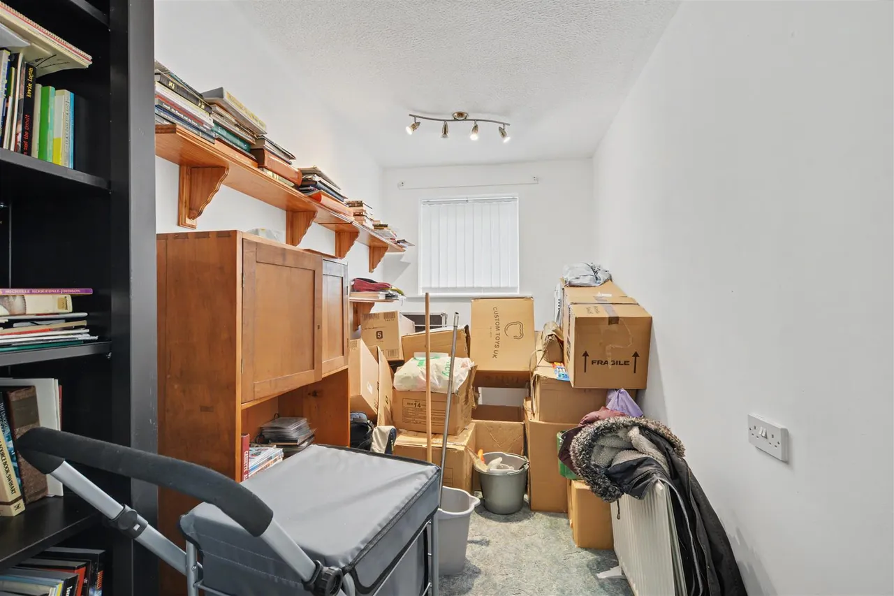 Sandby Court, Chilwell, NG9, photo 6