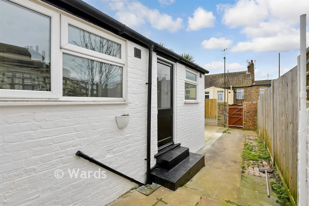 Flora Road, Ramsgate, CT11, photo 13