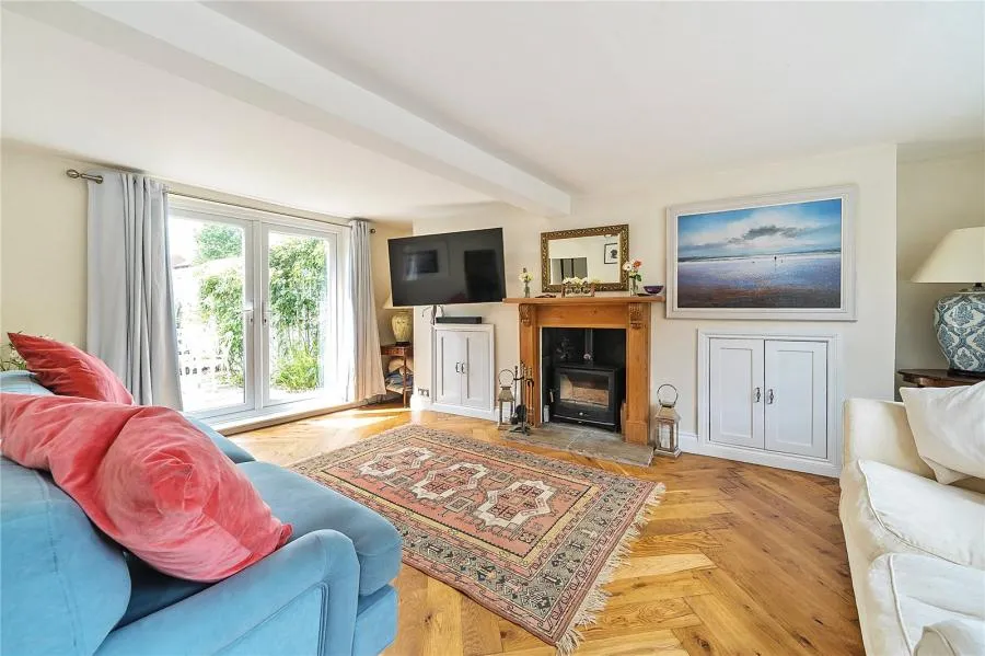 Main Street, Buckingham, MK18, photo 4
