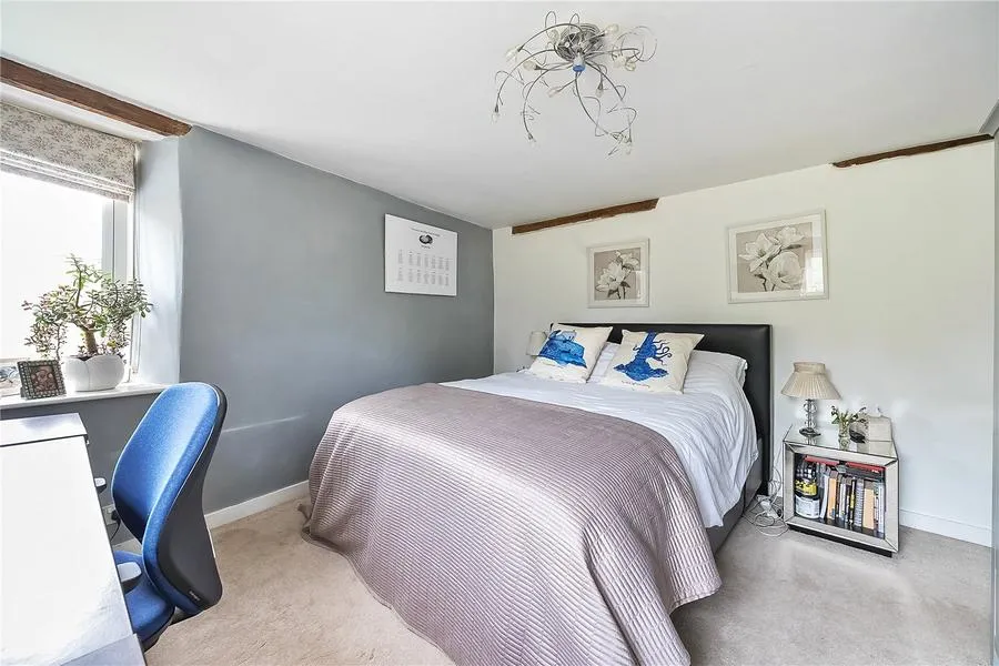 Main Street, Buckingham, MK18, photo 19