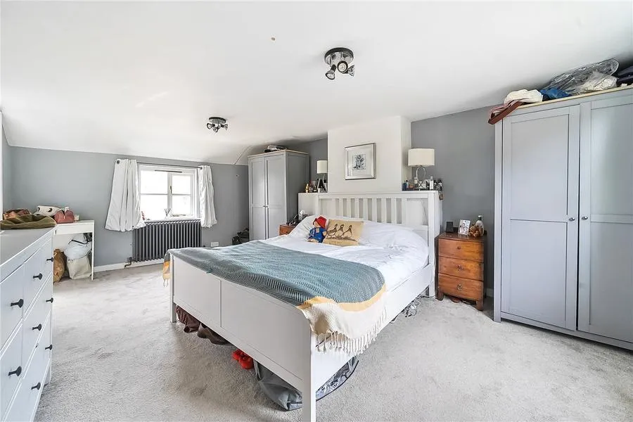 Main Street, Buckingham, MK18, photo 17