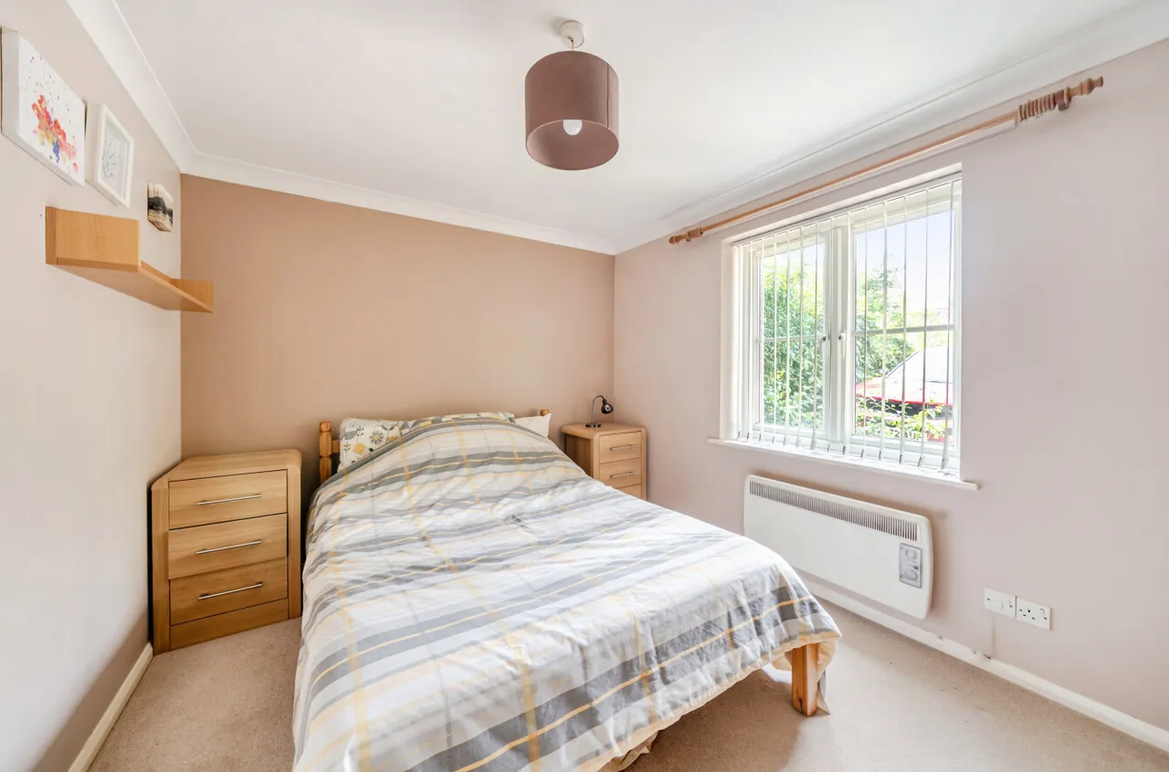Waterside Court, Alton, GU34, photo 5