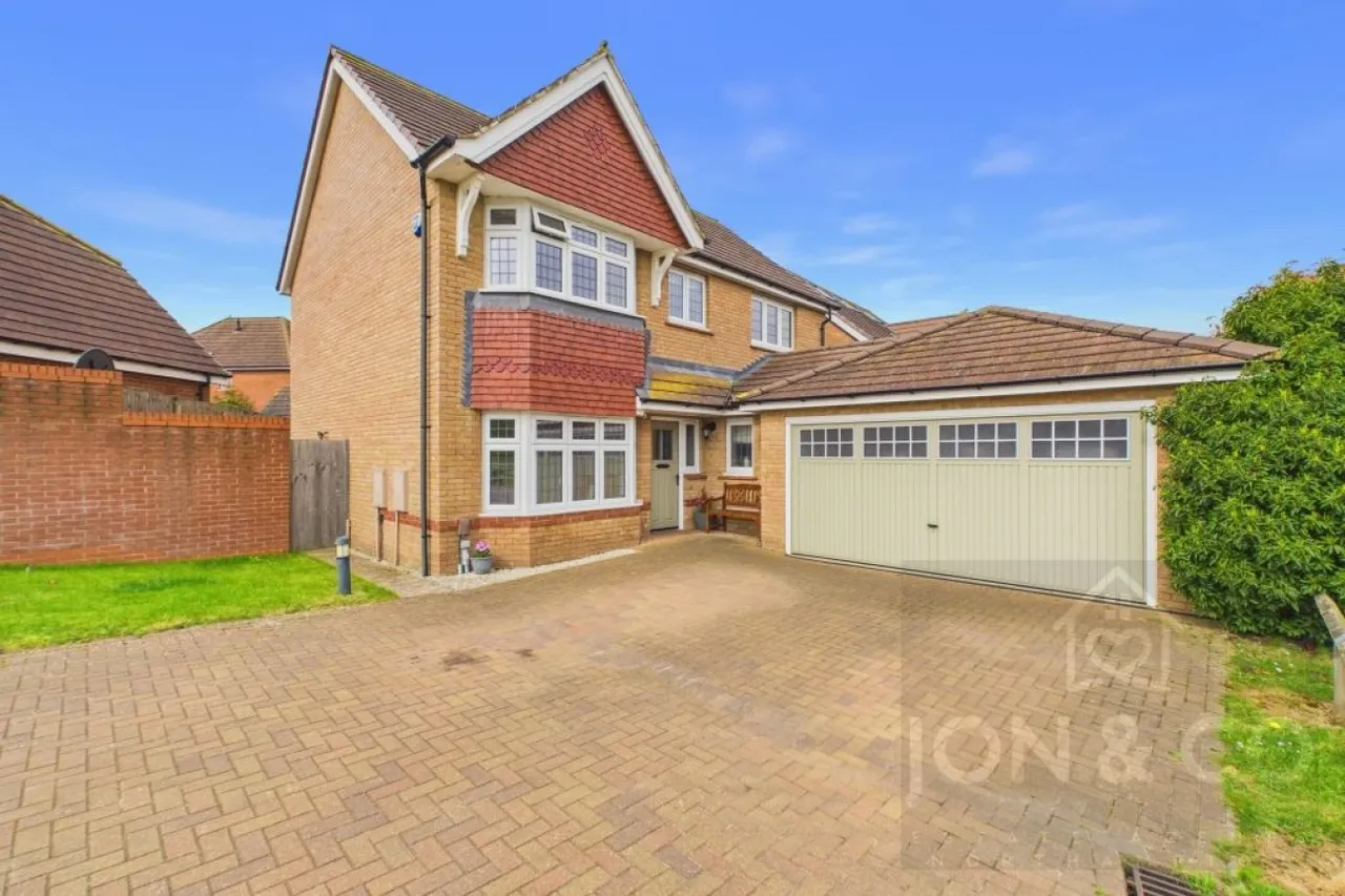 3 bed house for sale, Moorbridge Road, Moulton, NN3