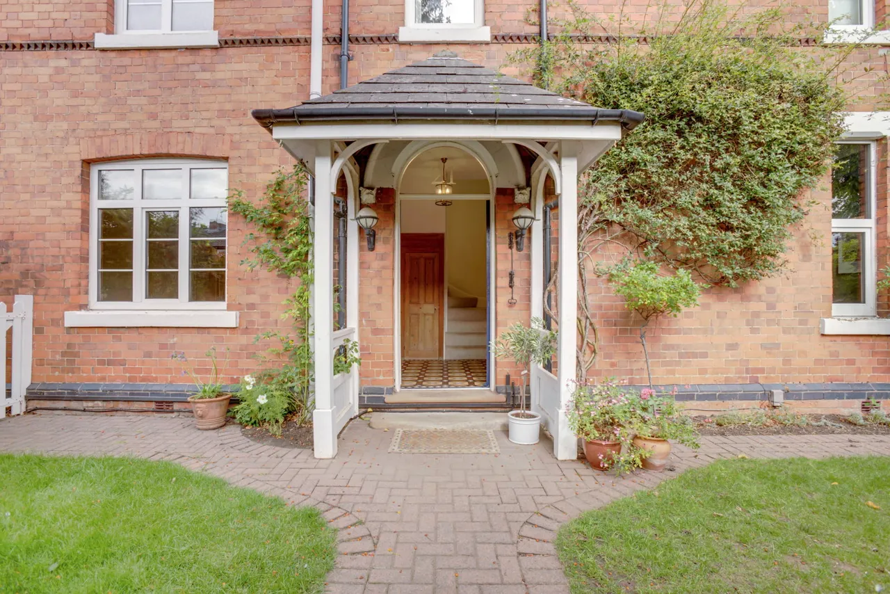 Bingham Road, Radcliffe-on-Trent, NG12, photo 20