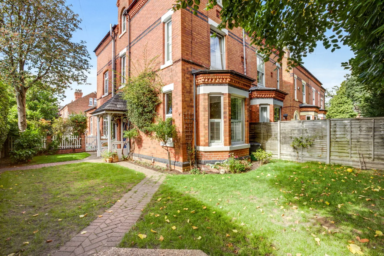 Bingham Road, Radcliffe-on-Trent, NG12, photo 35