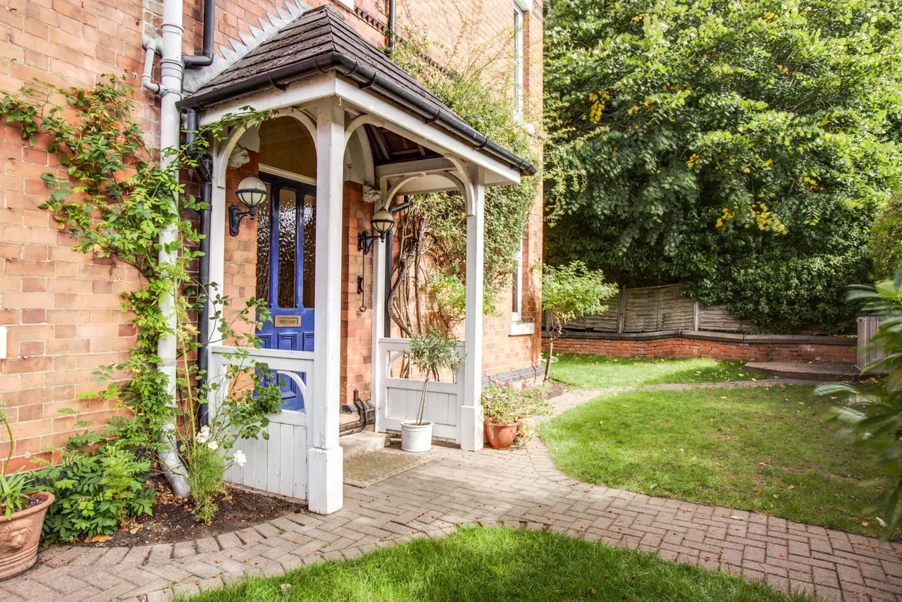 Bingham Road, Radcliffe-on-Trent, NG12, photo 37