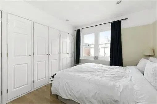 Studley Road, London, SW4, photo 2