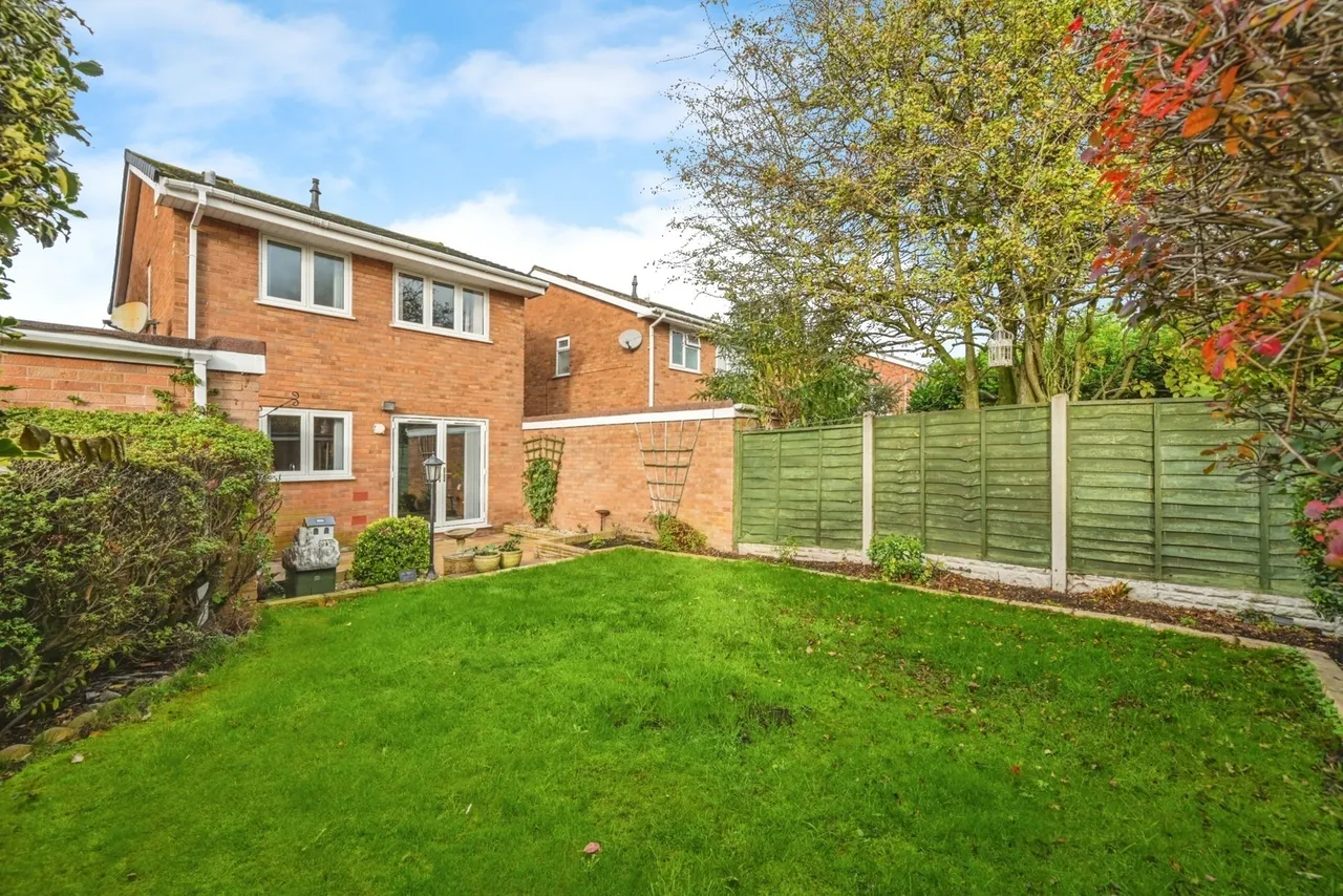 Sycamore Road, Kingsbury, Tamworth, Warwickshire, B78, photo 13