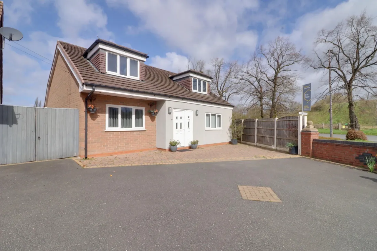 3 bed house for sale, Long Lane South, Middlewich