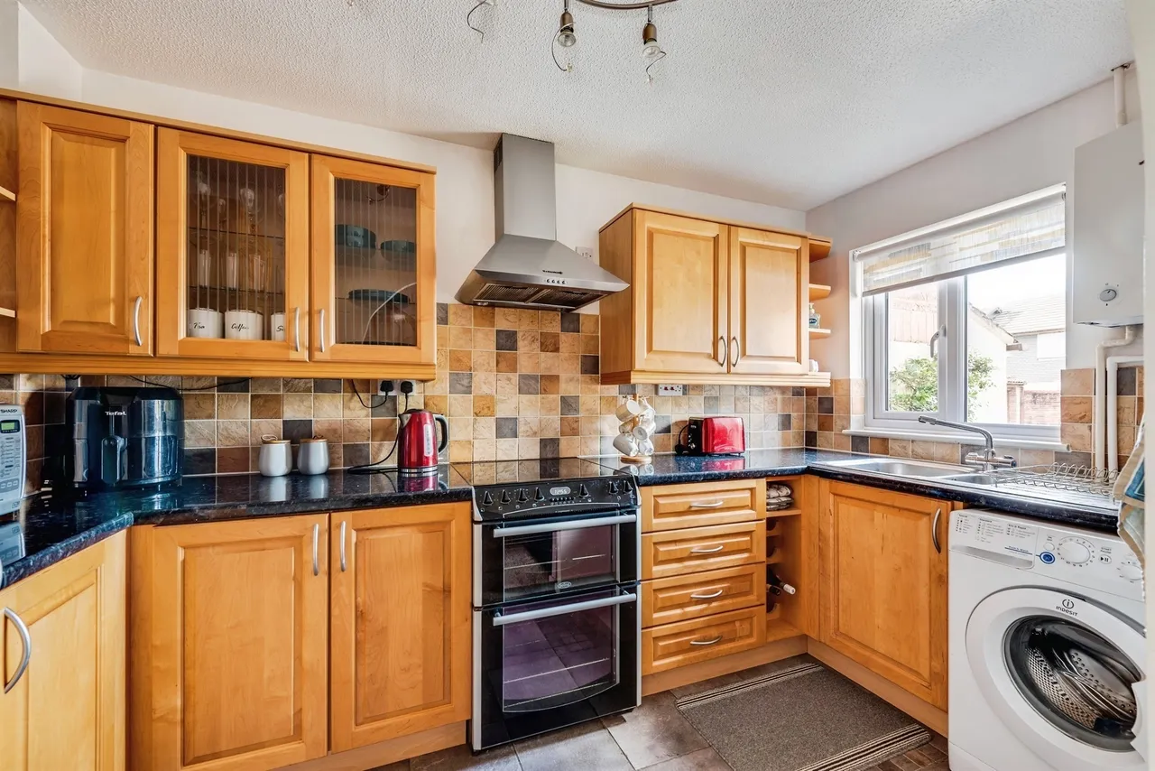 Fenland Close, Middleleaze, SN5, photo 3