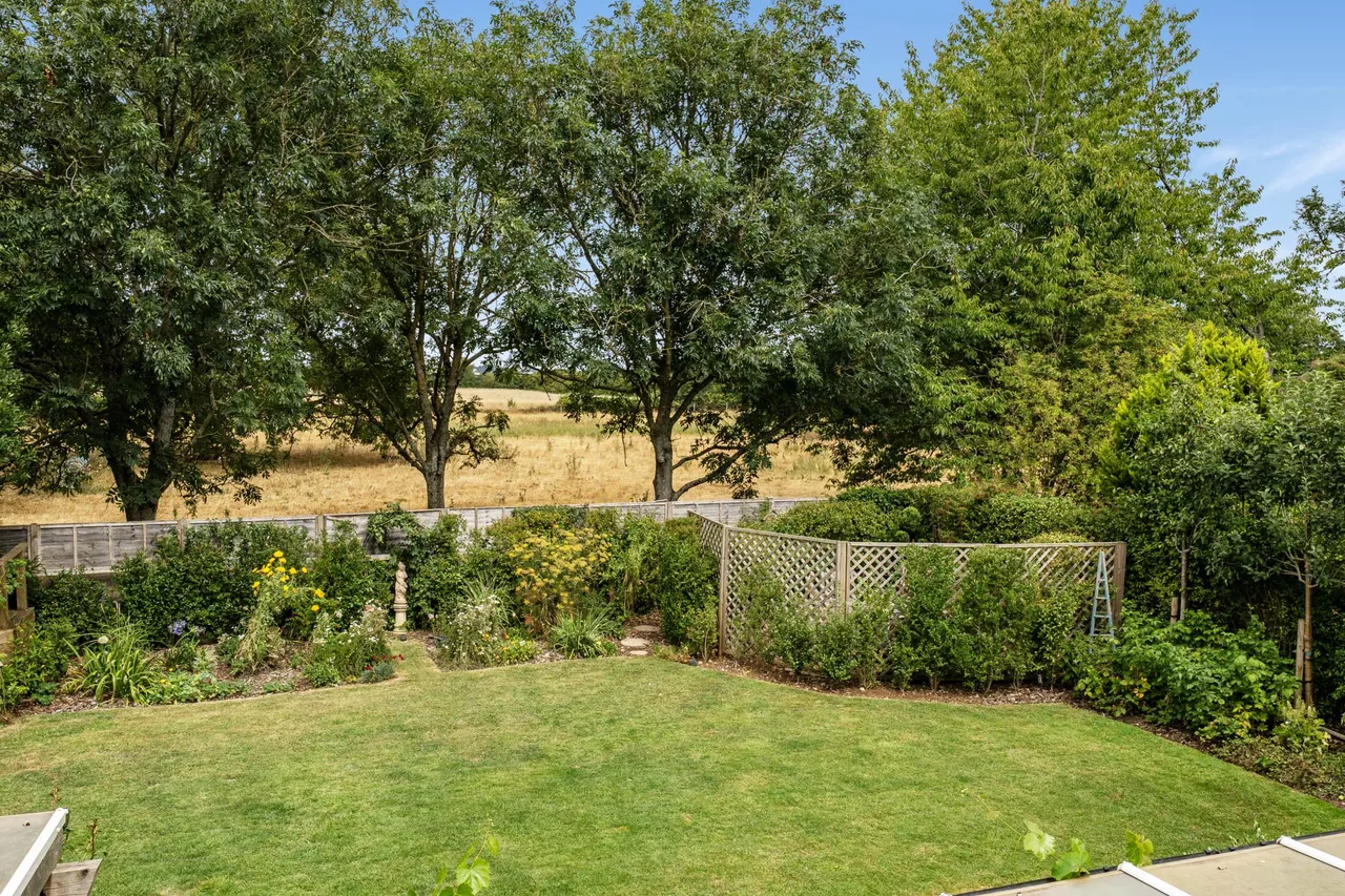 Lees Hill House Lees Hill, South Warnborough, Hook, RG29 1RQ, photo 18