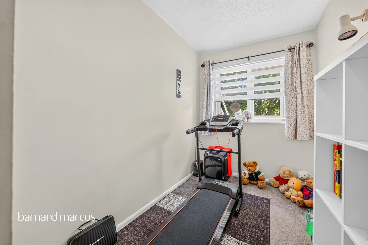 St. Christophers Gardens, Thornton Heath, CR7, photo 12