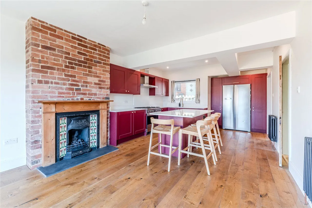 Barthorpe Crescent, Leeds, LS17, photo 4