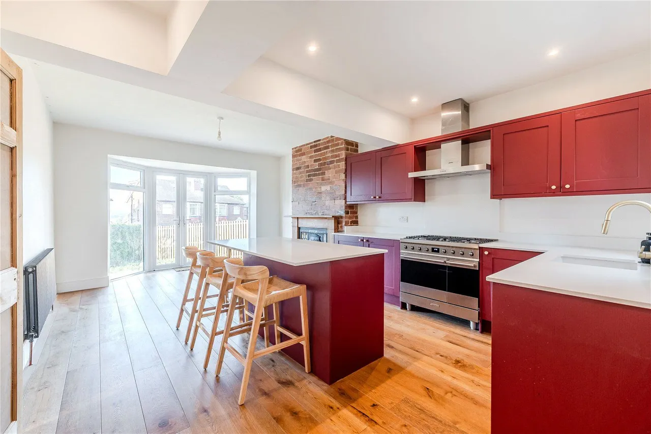 Barthorpe Crescent, Leeds, LS17, photo 2