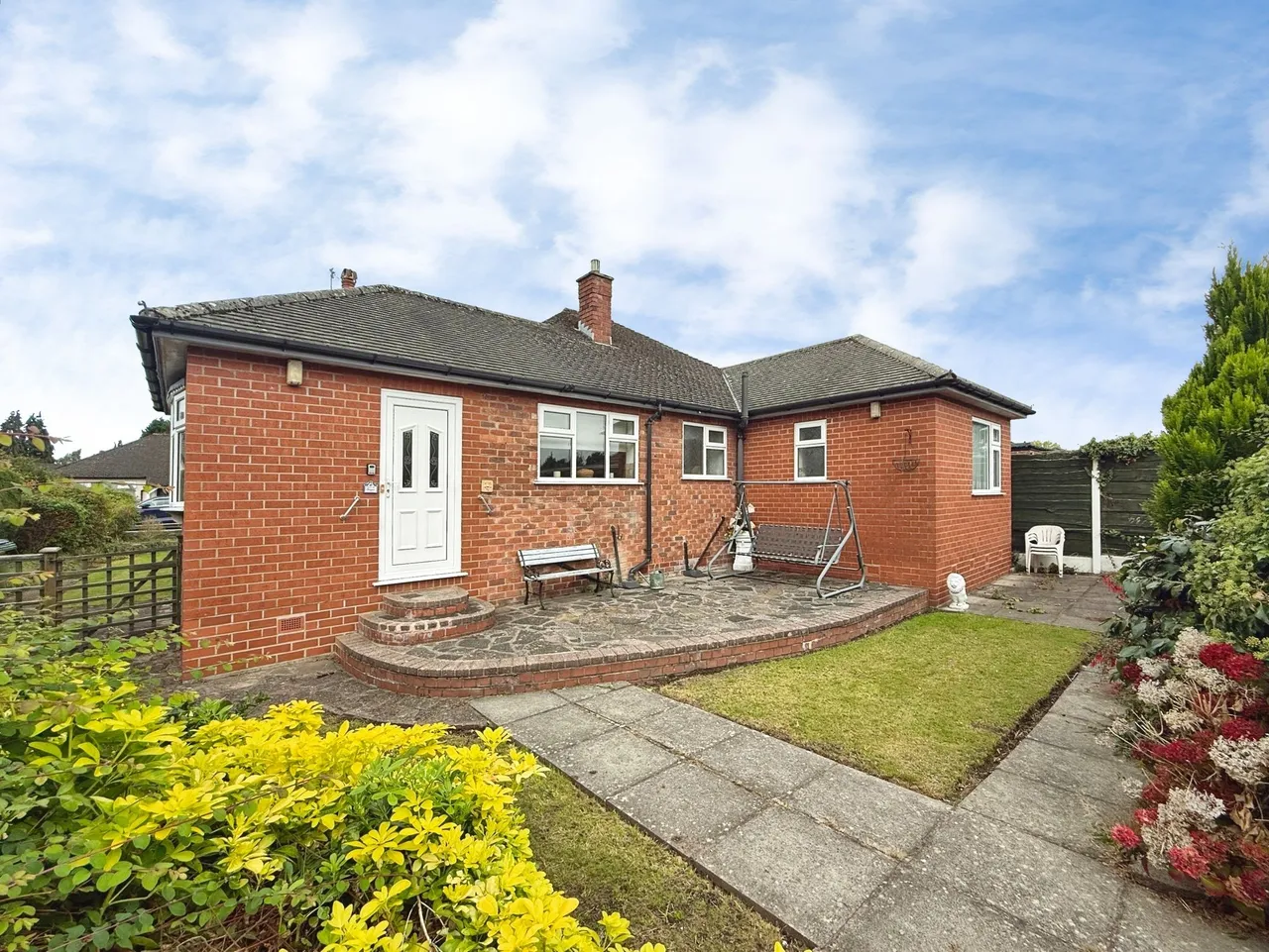 Midway, Cheadle, photo 4